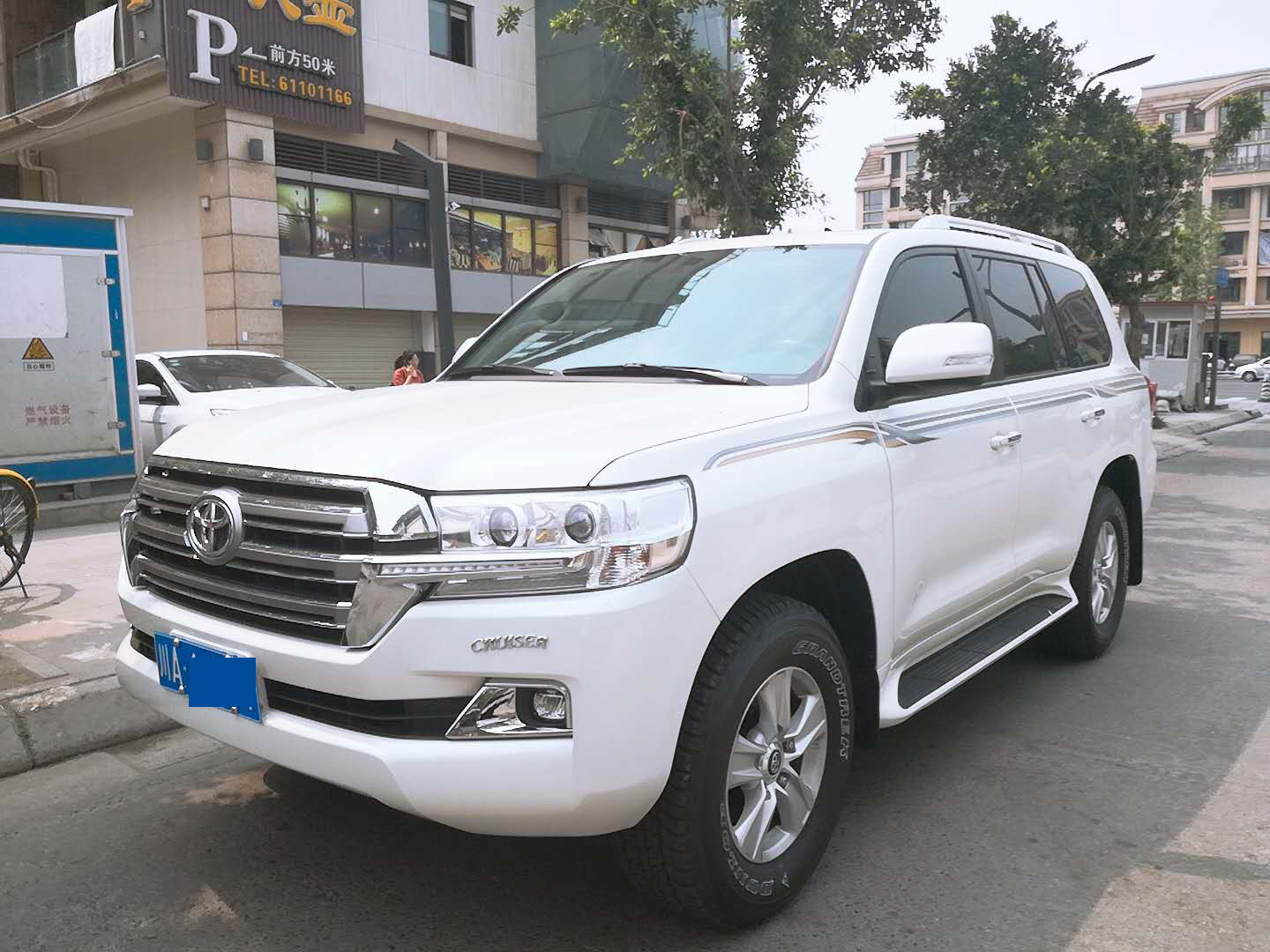 成都租車:自駕費用多少錢一天