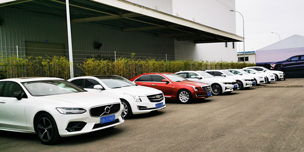 成都轎車租賃公司