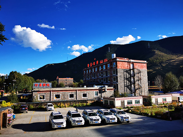 川藏線(xiàn)成都租車(chē)價(jià)格